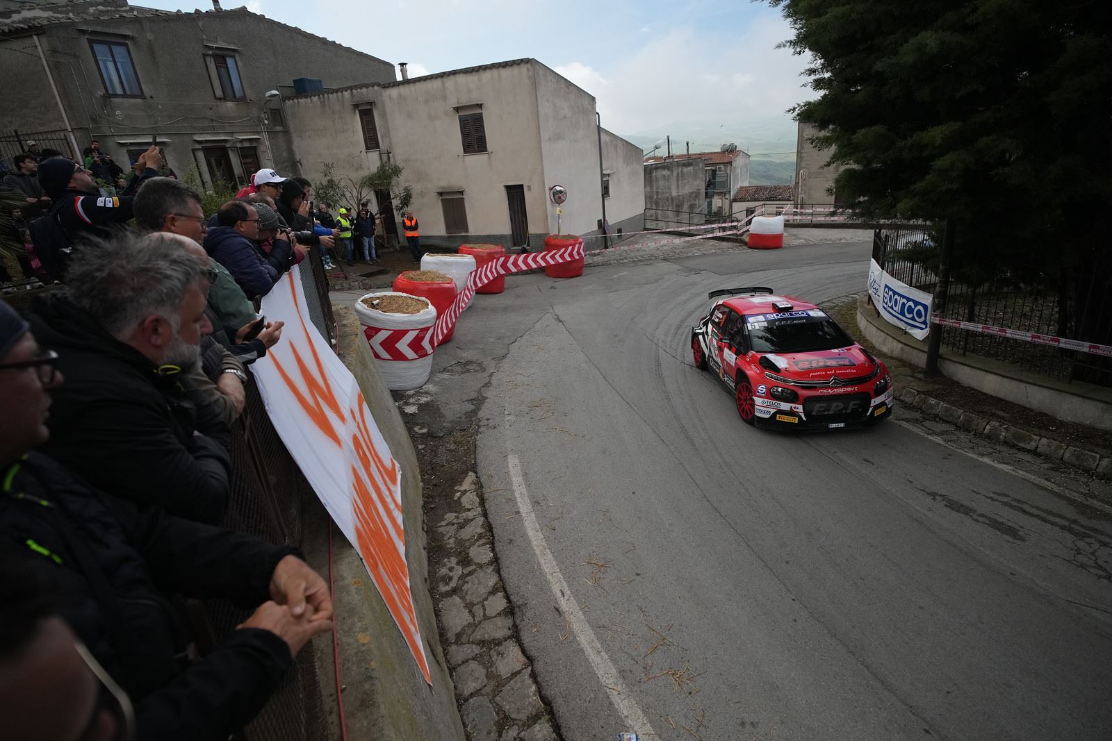 L’elenco iscritti definitivo del CIAR Sparco 2025. È record con 57 equipaggi dalla Targa Florio