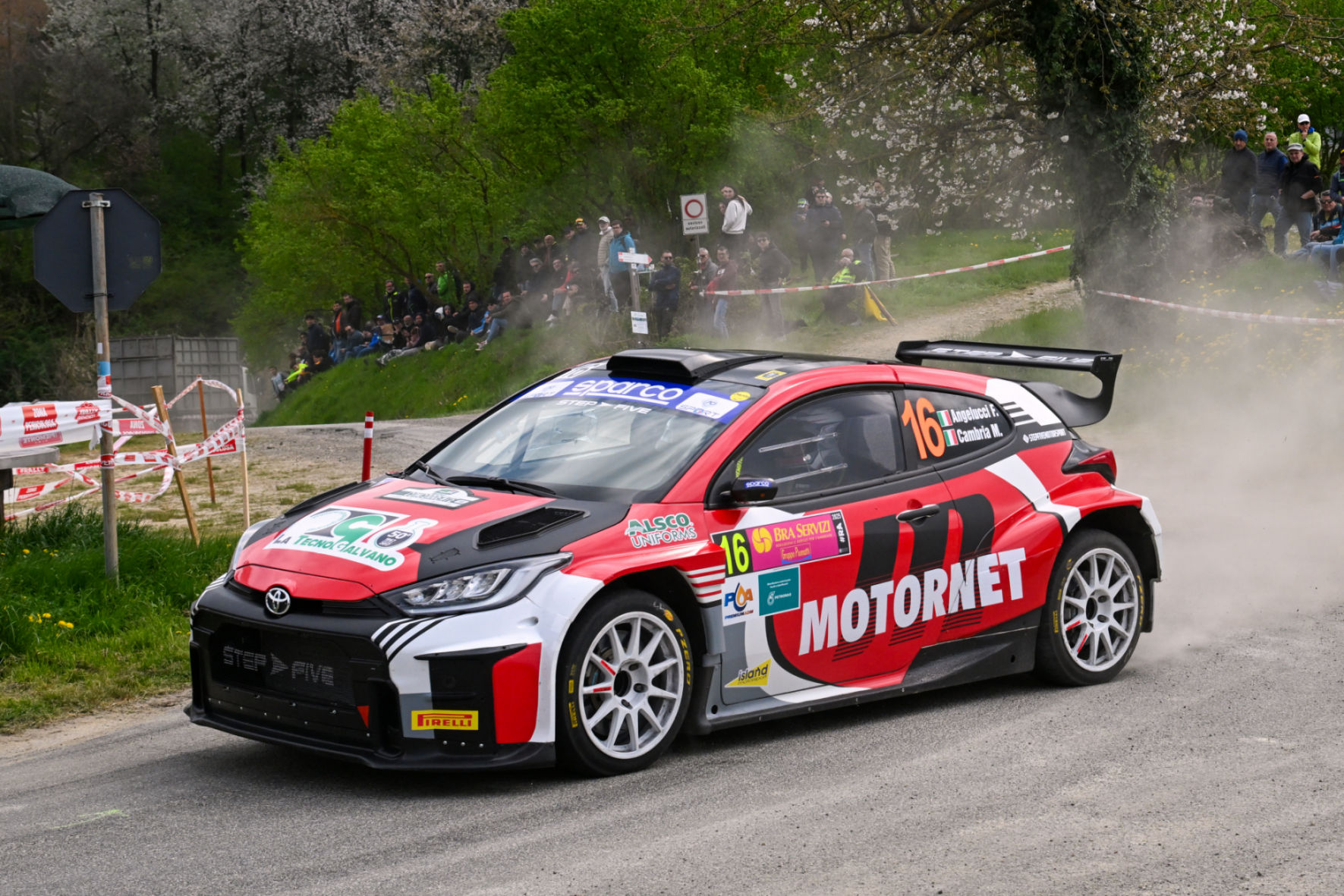 La Island Motorsport sulle strade del Mito